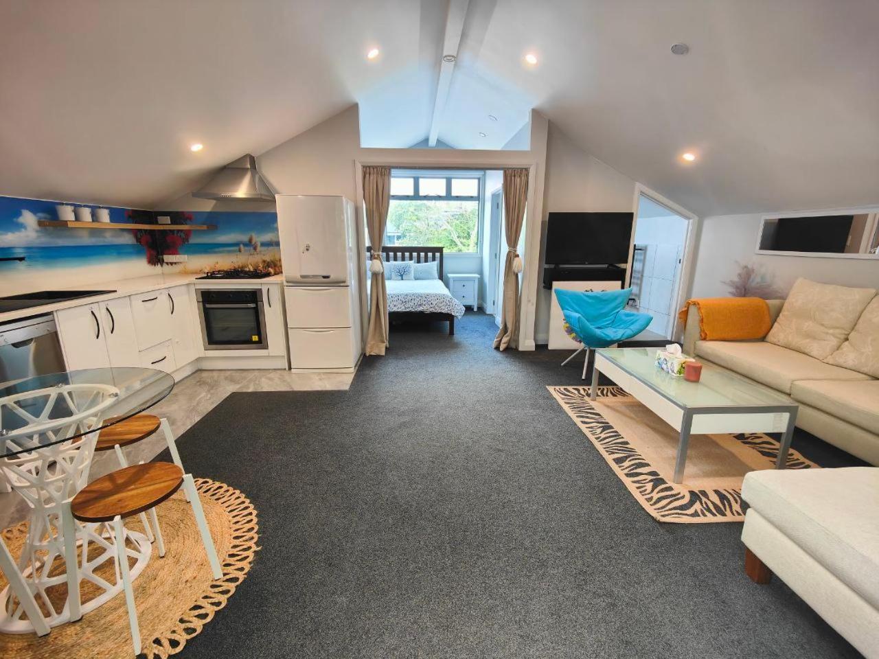 Welcome To Howick Auckland Exterior photo